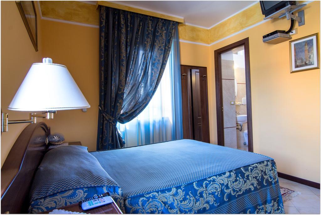 B&B Degli Amici Ciampino Pokój zdjęcie
