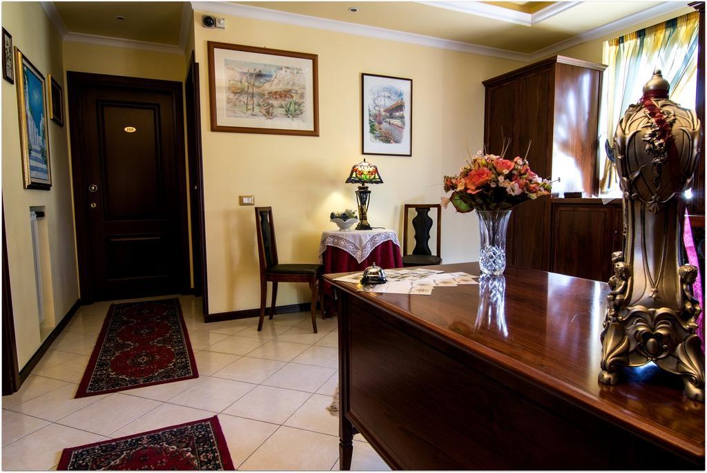 B&B Degli Amici Ciampino Zewnętrze zdjęcie